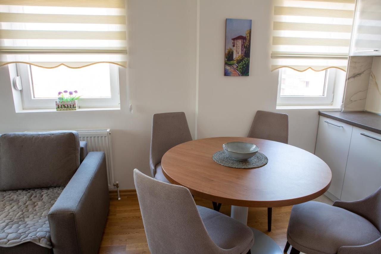 Novi Pazar Apartman Lux Exterior photo